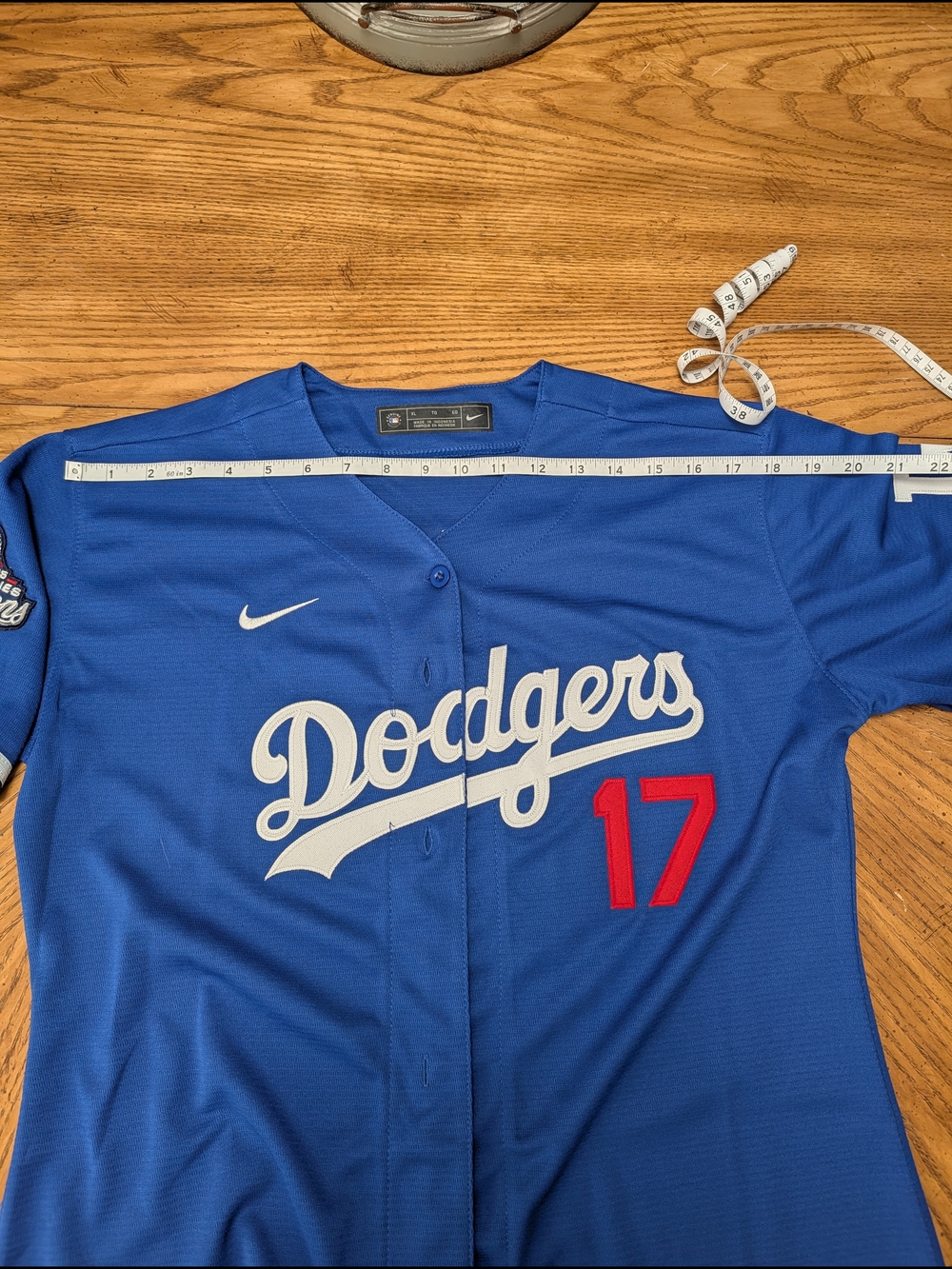 Nike MLB Shohei Ohtani #17 Blue and White Jersey - Picture 9 of 9
